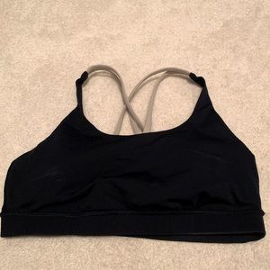 Lululemon sports bra